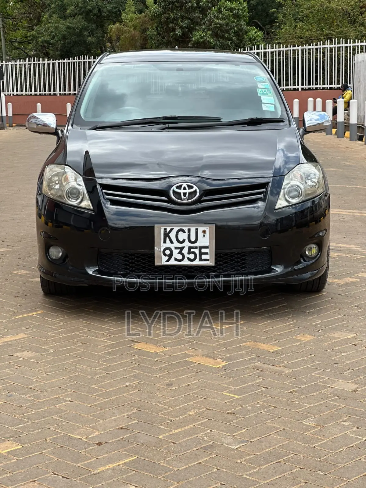 Toyota Auris 2012 Black