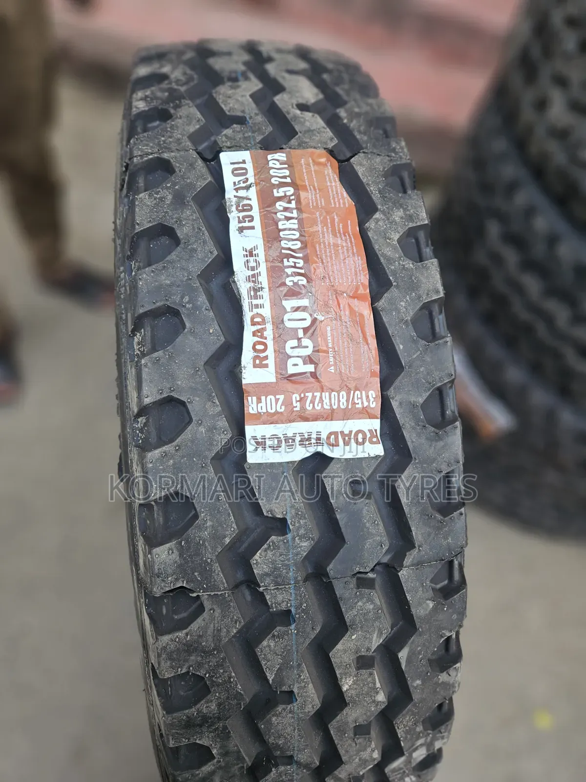 315/80r22.5 Roadtrack Tyres