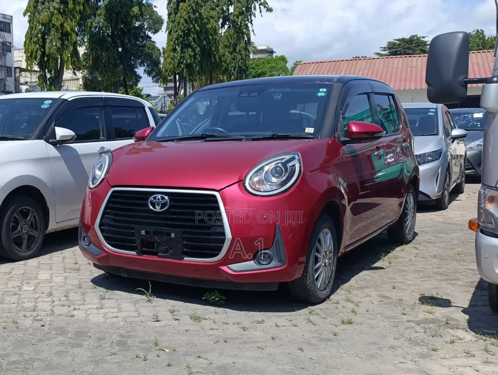 Toyota Passo 1.0 FWD 2020 Maroon