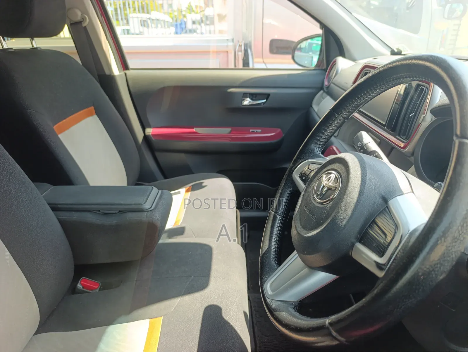 Toyota Passo 1.0 FWD 2020 Maroon