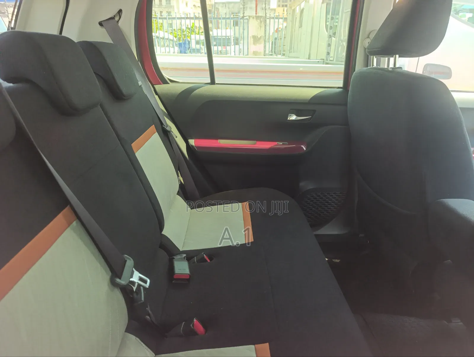 Toyota Passo 1.0 FWD 2020 Maroon