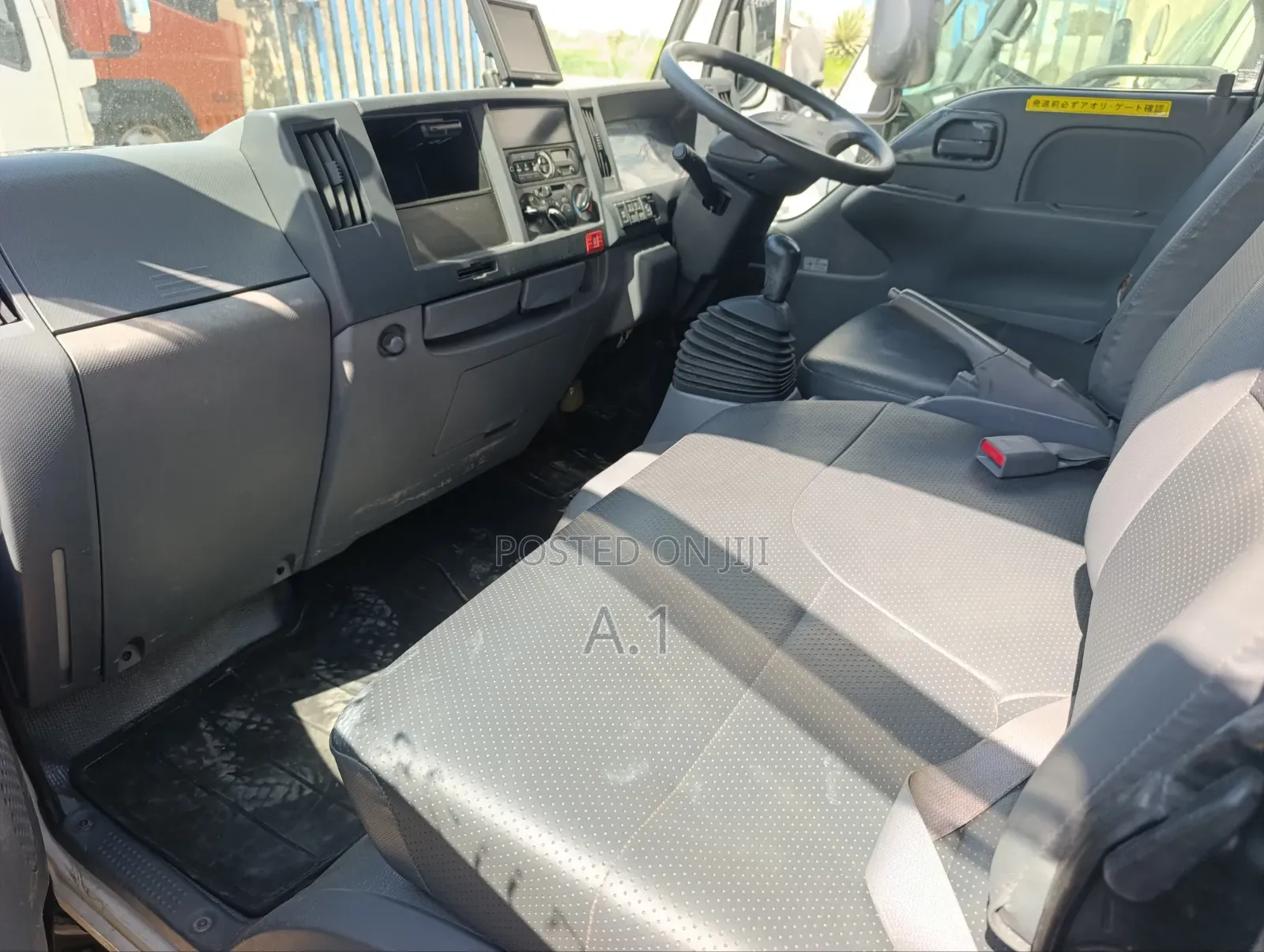 Isuzu Elf With Reinforced Chasis