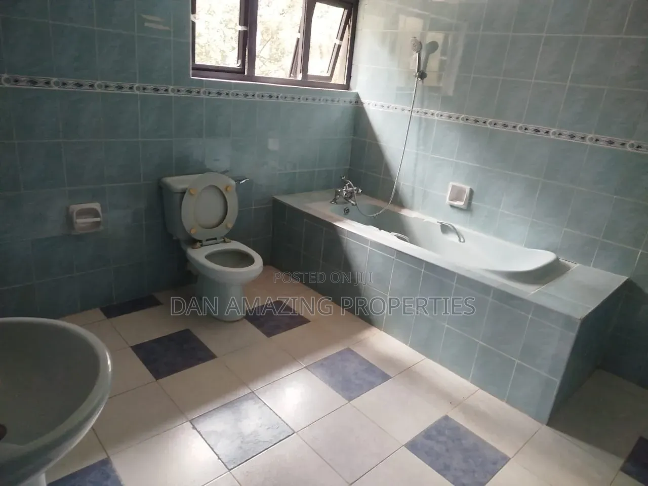 5bdrm Maisonette in Karen Plains for rent