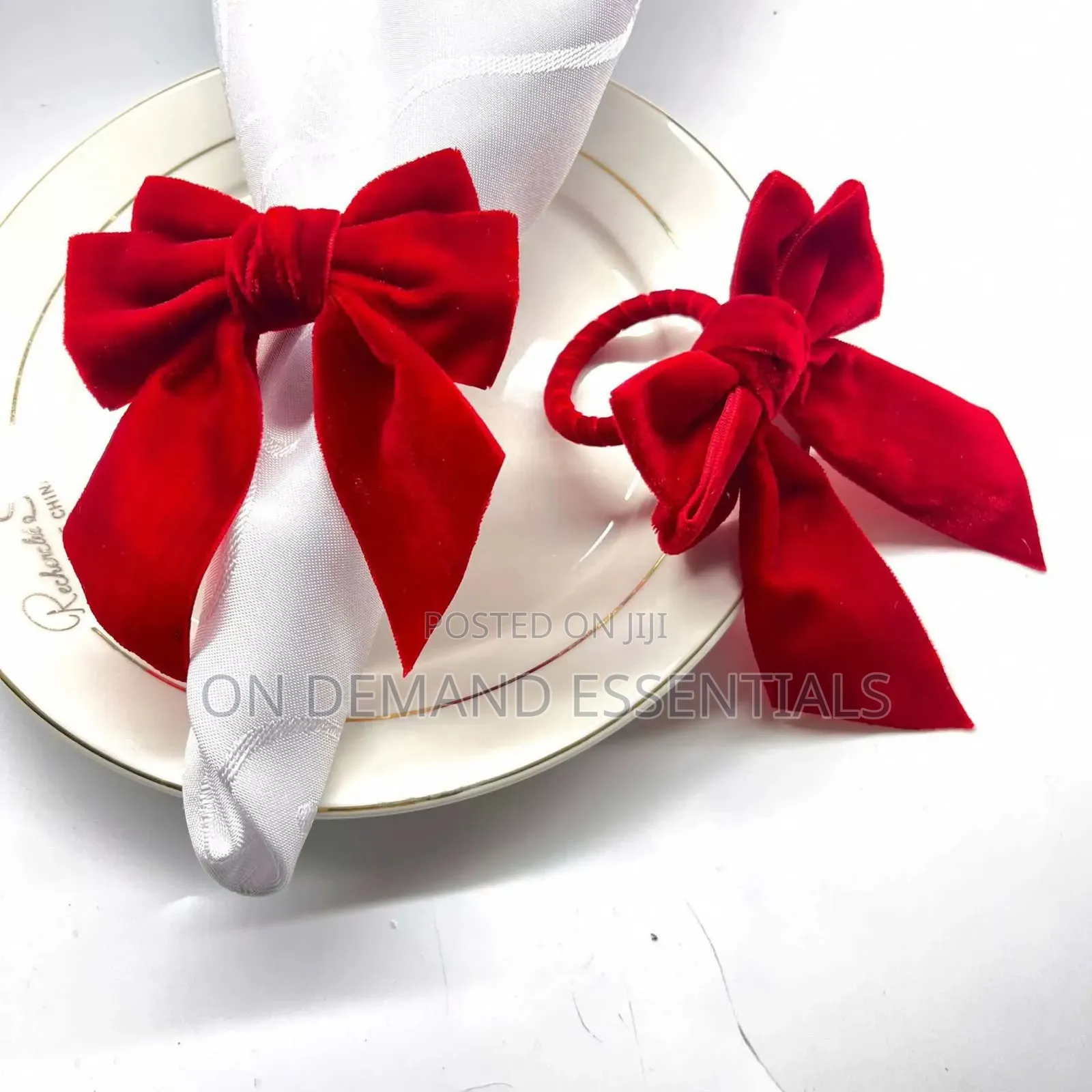 Luxury Velvet Bow Napkin Rings – Red