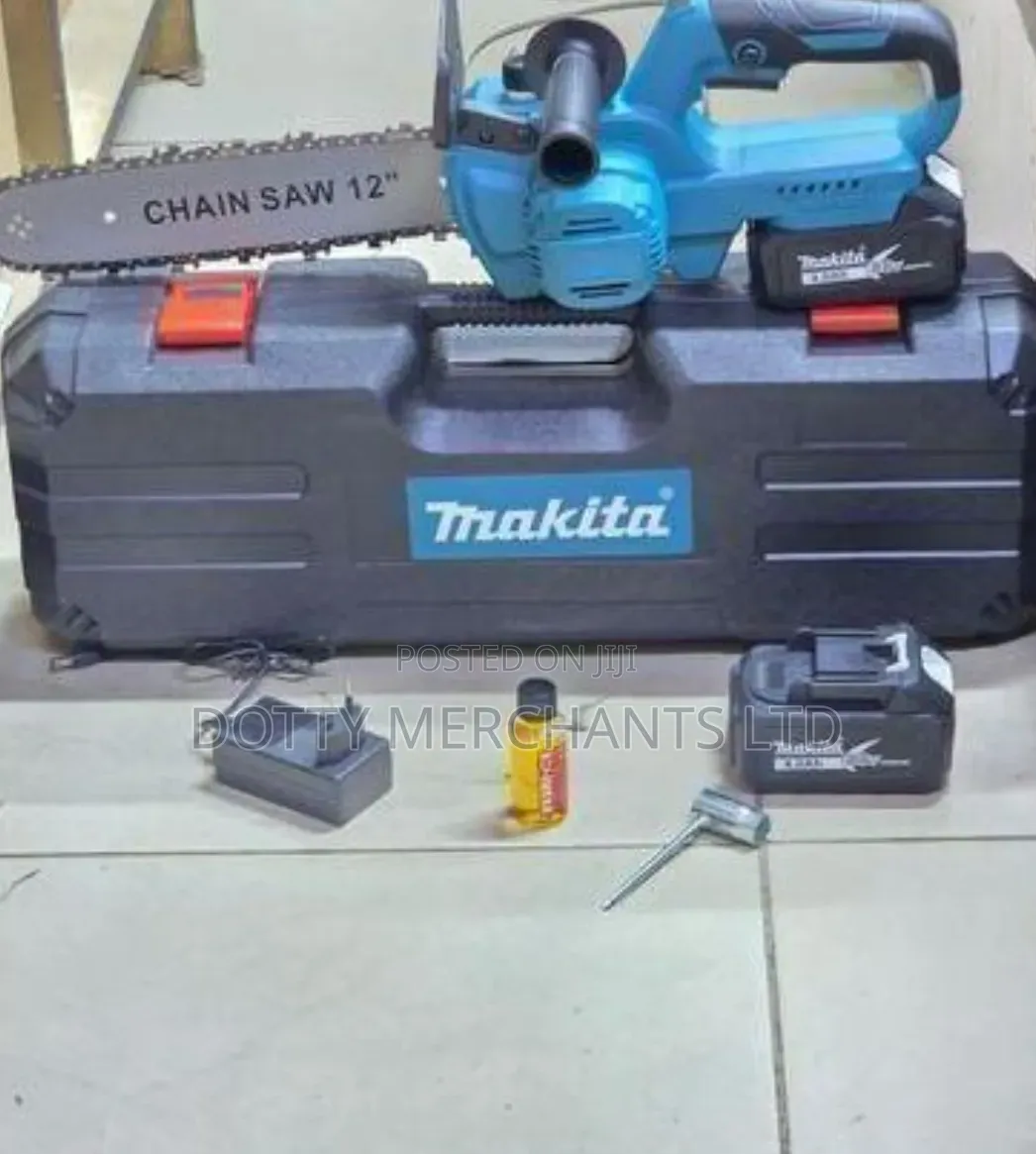 Makita 12inch Chain Saw 198Volts