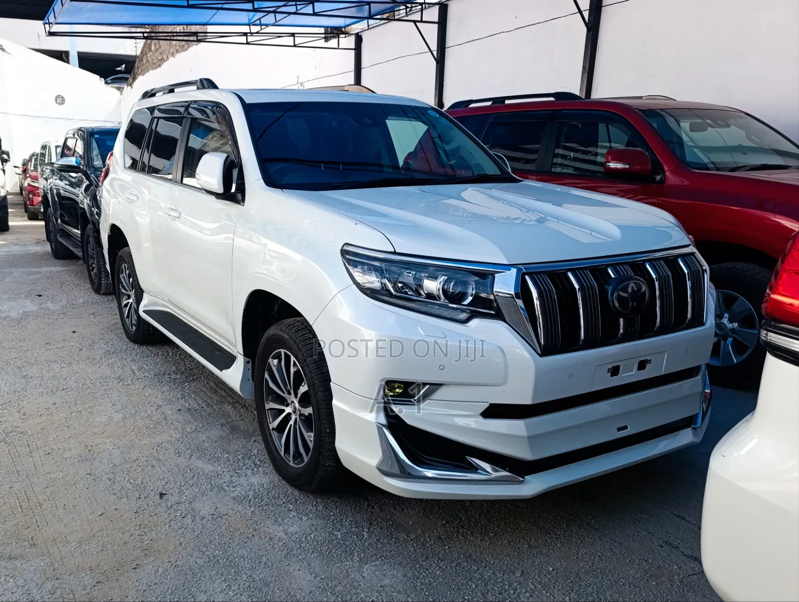 Toyota Land Cruiser Prado 2.8 2019 White