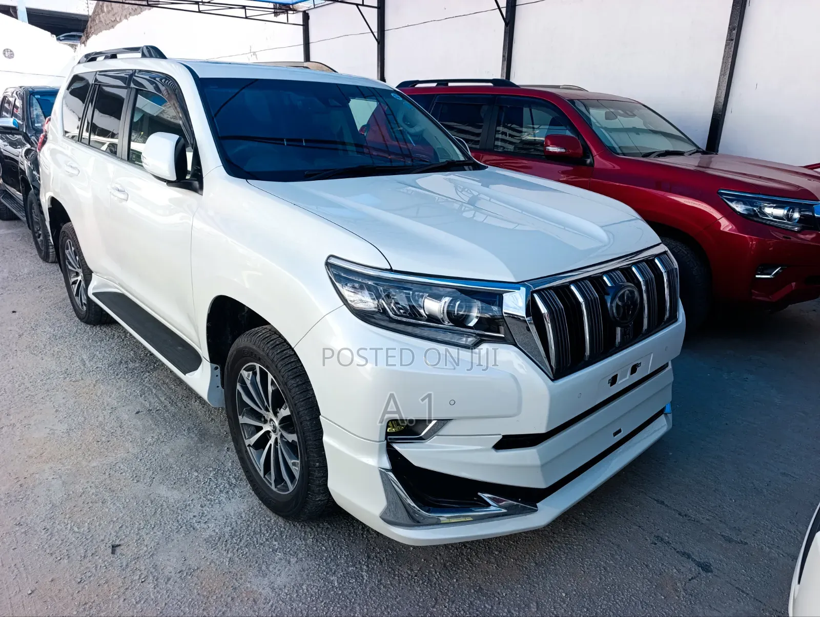 Toyota Land Cruiser Prado 2.8 2019 White