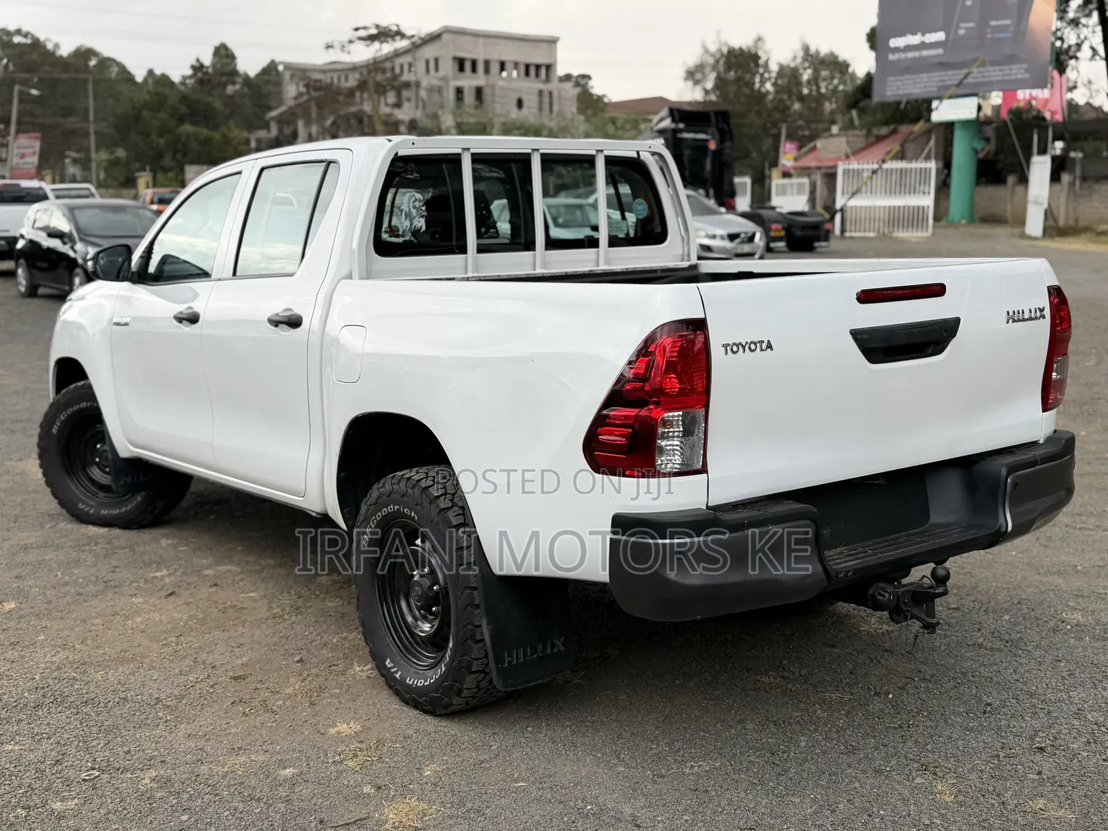 Toyota Hilux Revo Double Cab Deisel 2.4 AWD 2019 White