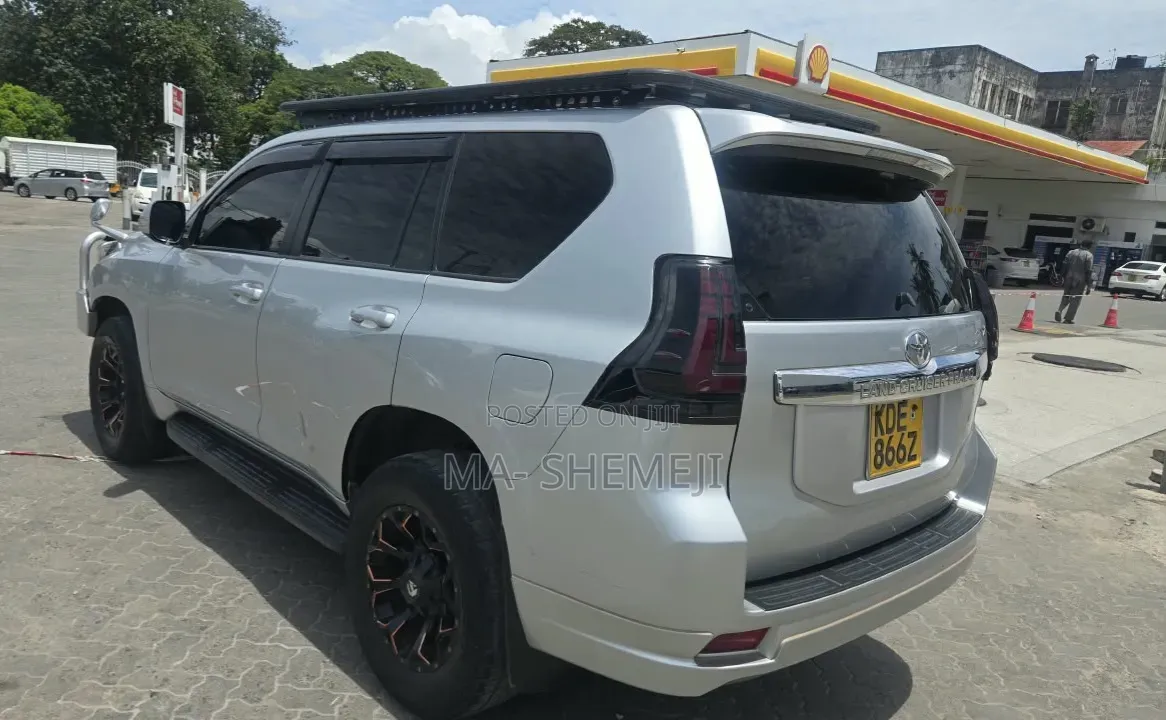 Toyota Land Cruiser Prado 2.7 VVT-i 2016 Silver