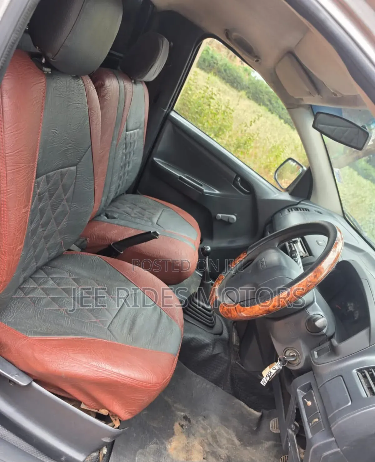 Isuzu D-MAX 2015 Gray