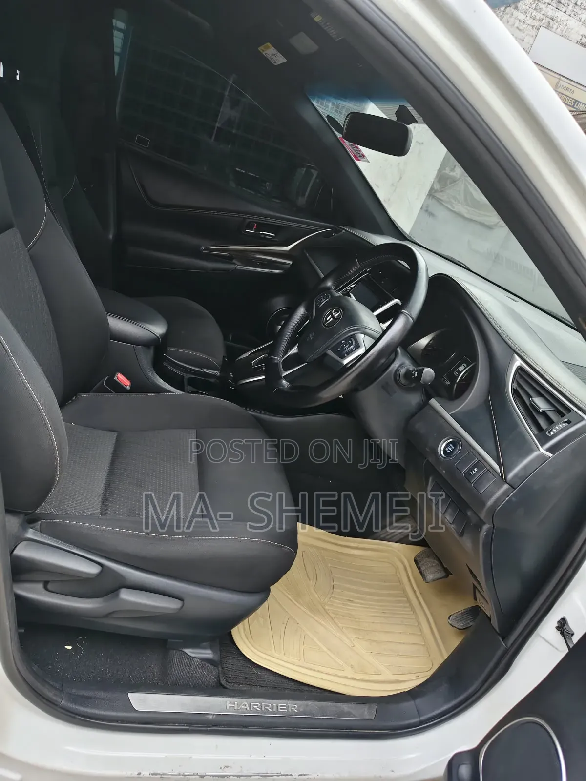 Toyota Harrier 2.0 2014 Pearl