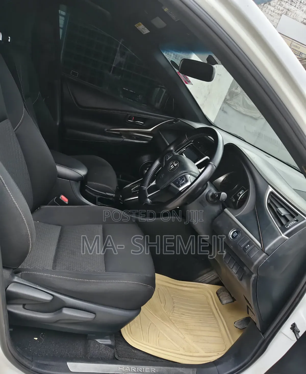 Toyota Harrier 2.0 2014 Pearl