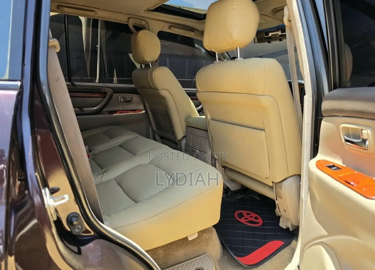 Toyota Land Cruiser 2005 Black