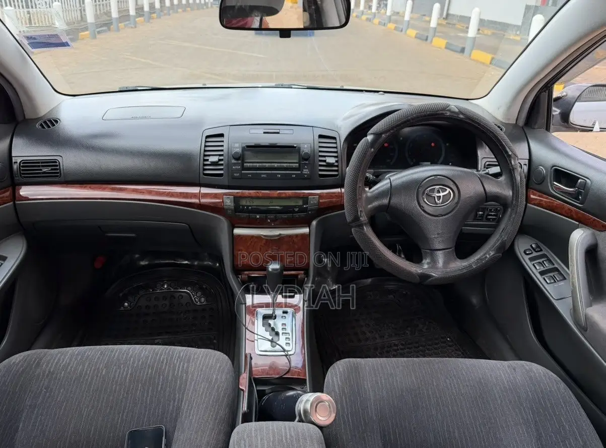 Toyota Allion 2005 Silver