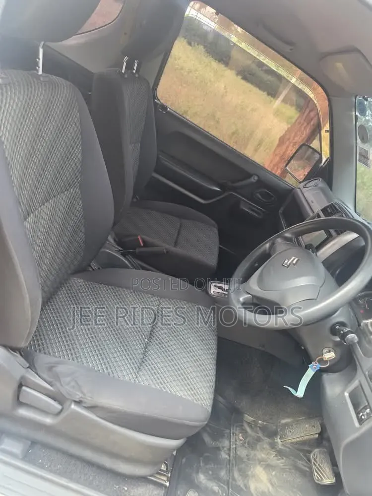 Suzuki Jimny 2017 Ivory