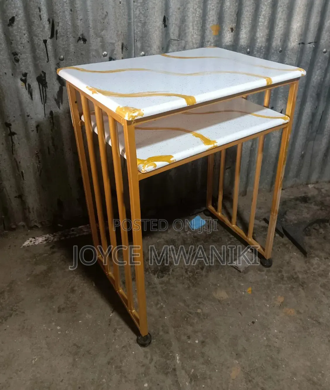 Marble Manicure Table With Goldish Flowers