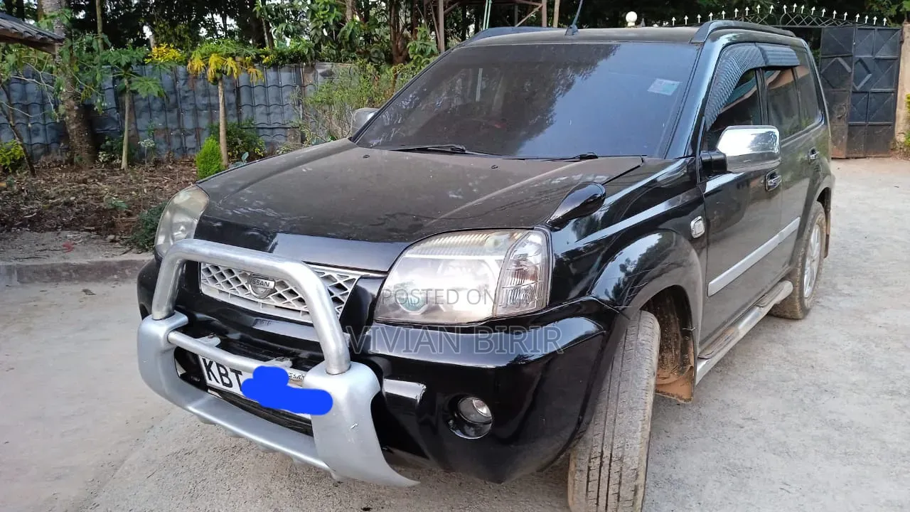 Nissan X-Trail 2006 Black