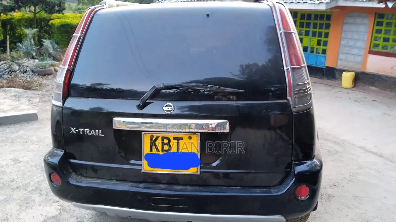 Nissan X-Trail 2006 Black