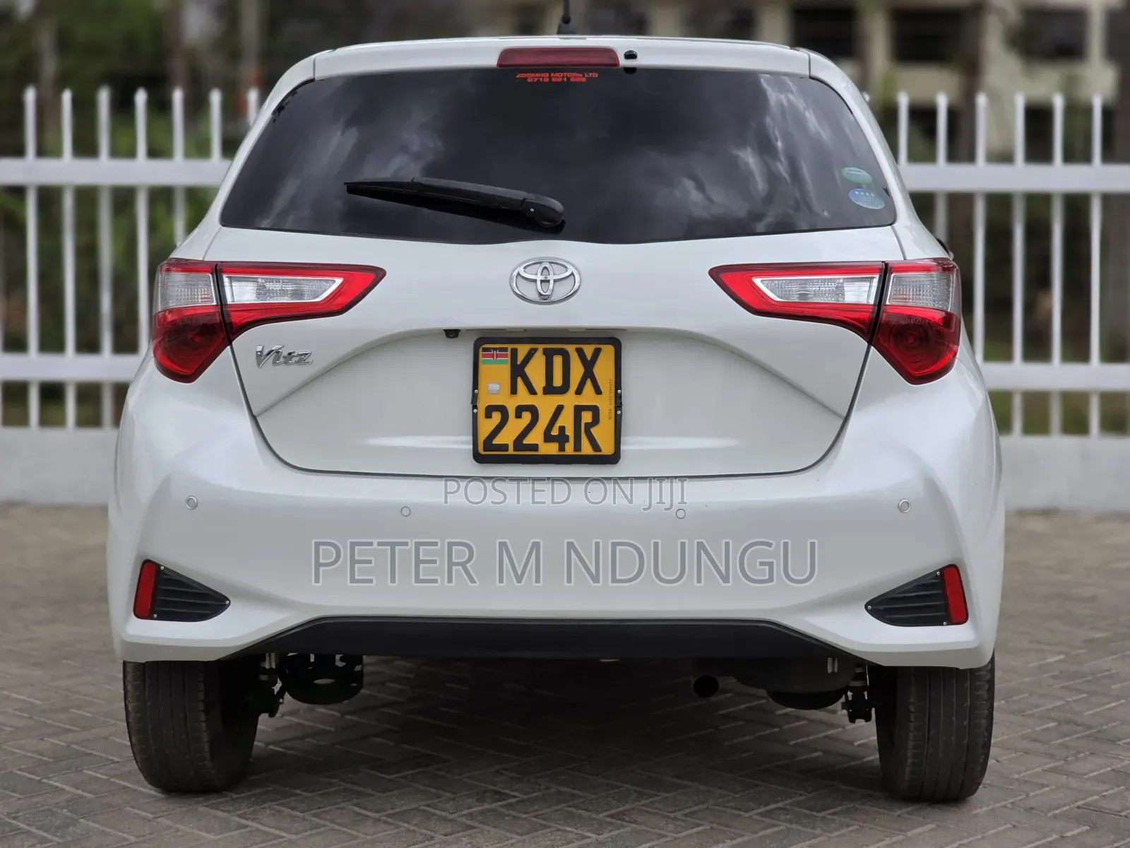 Toyota Vitz 2019 Silver