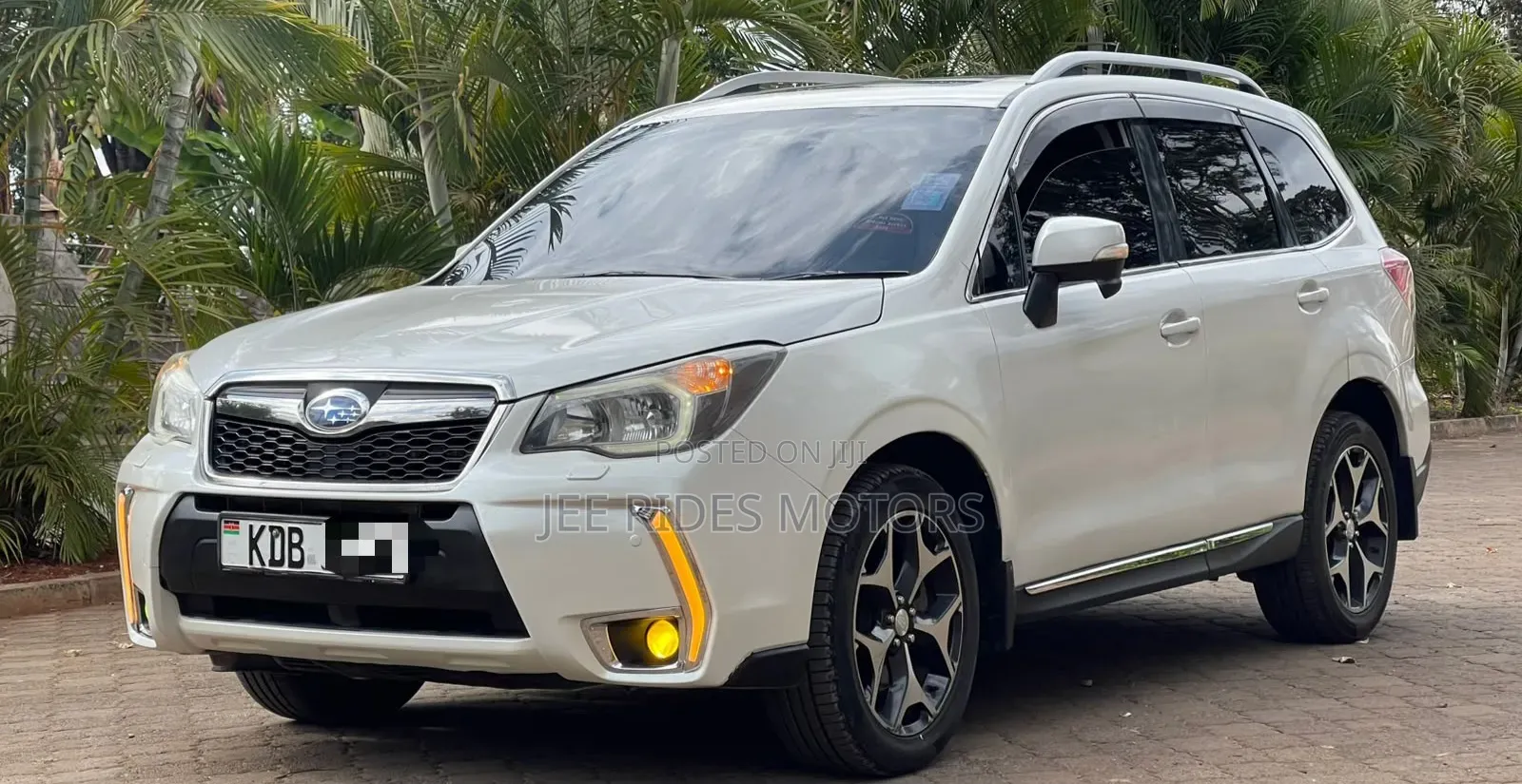Subaru Forester 2013 Pearl