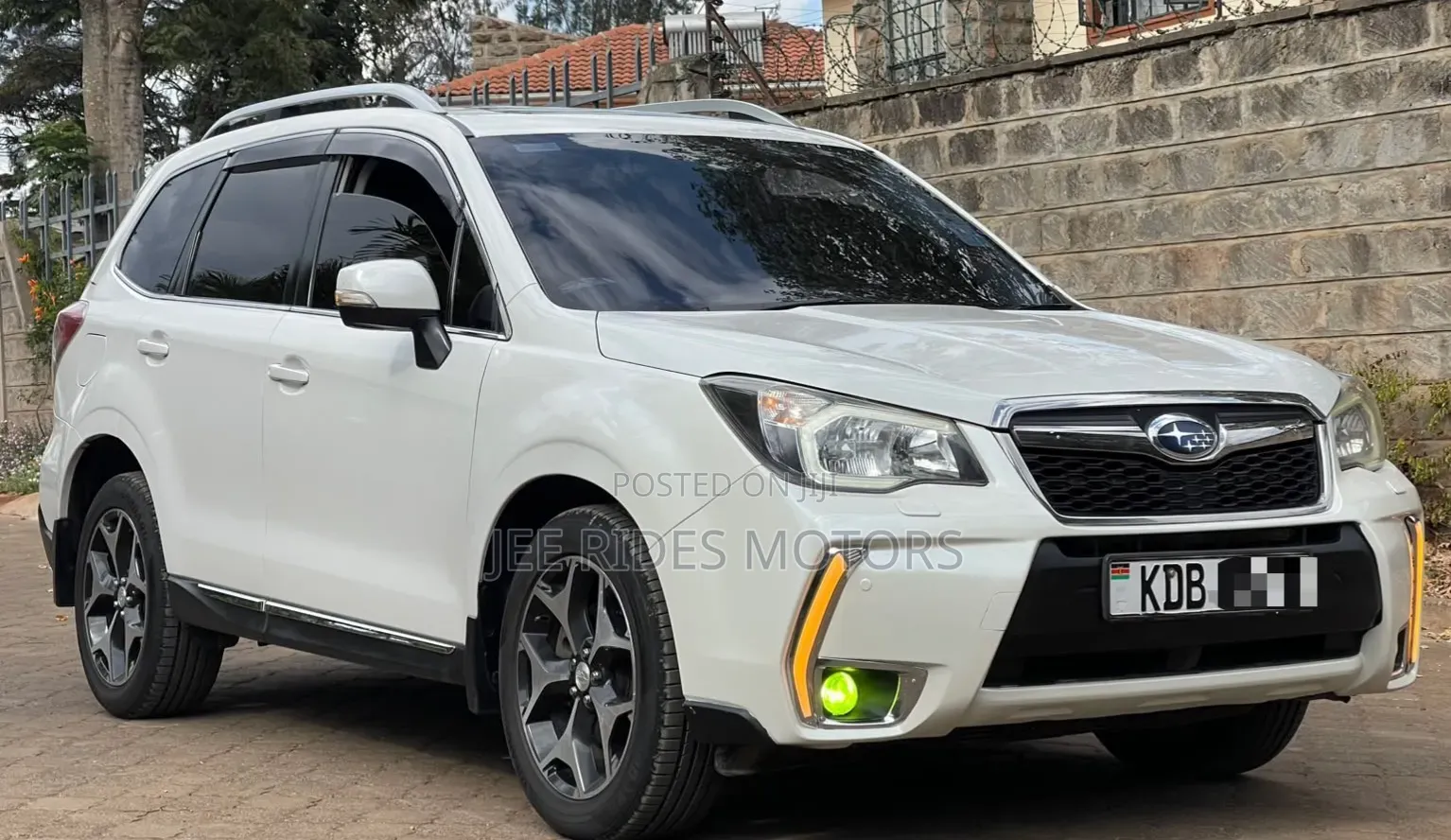 Subaru Forester 2013 Pearl