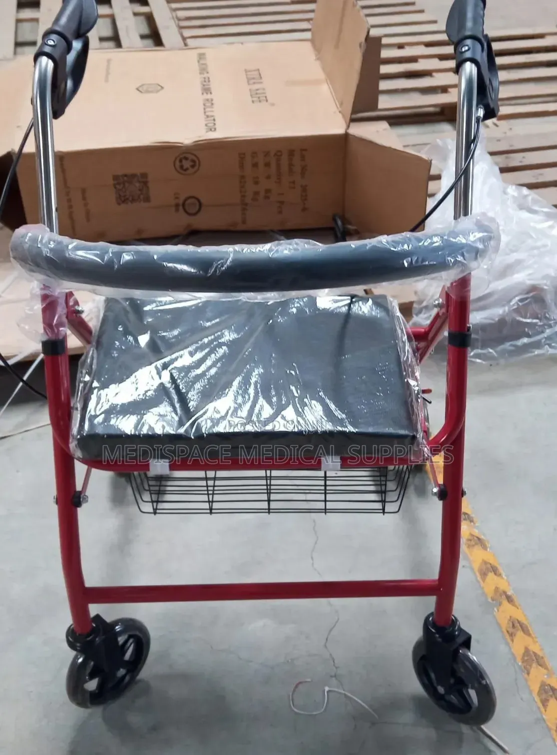 Quality, Sturdy Rollator With Wheels and Seat