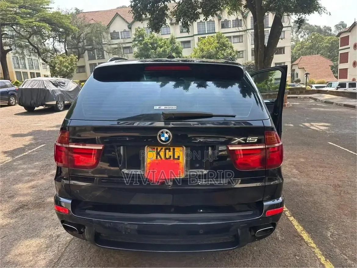 BMW X5 2010 Black