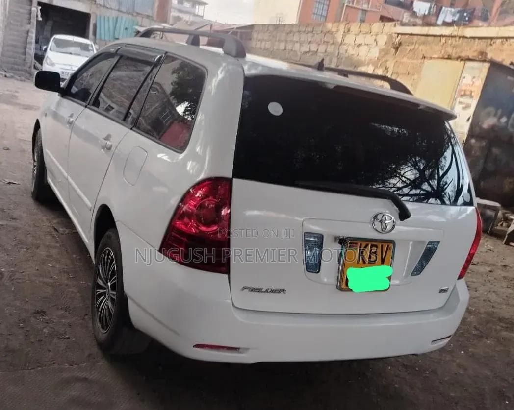 Toyota Corolla Fielder 2006 White