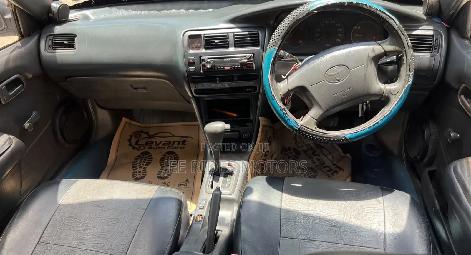 Toyota Corolla G-Touring 2000 White