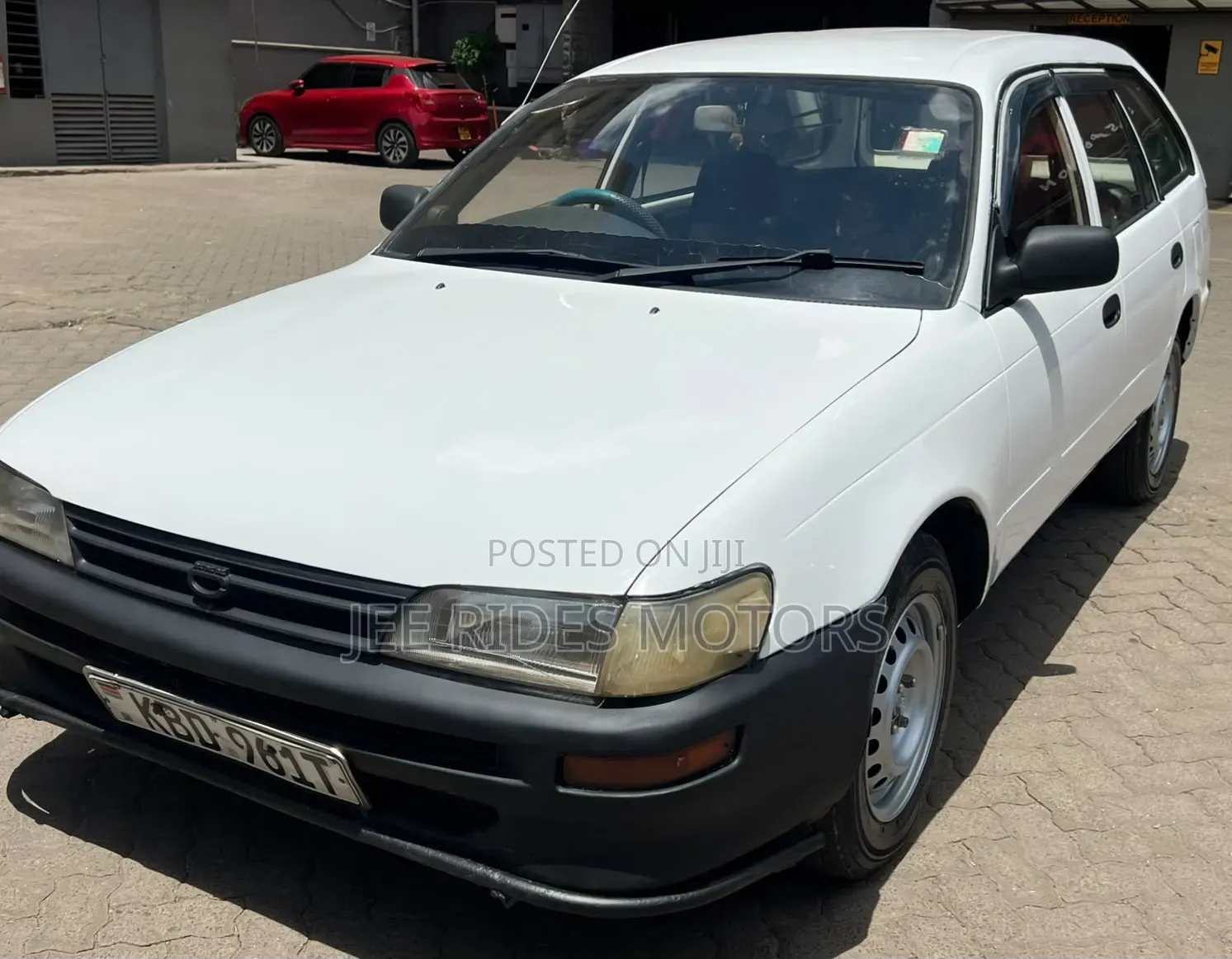 Toyota Corolla G-Touring 2000 White