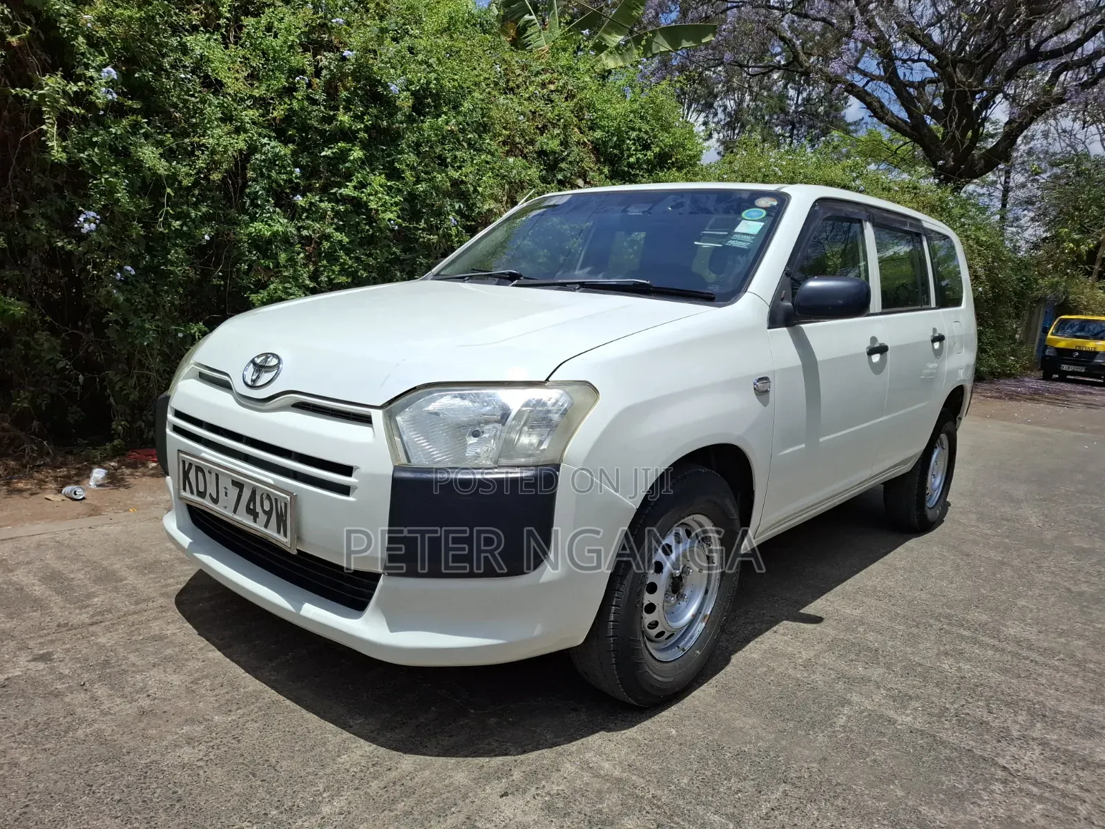 Toyota Probox 1.5 F 4WD 2017 White