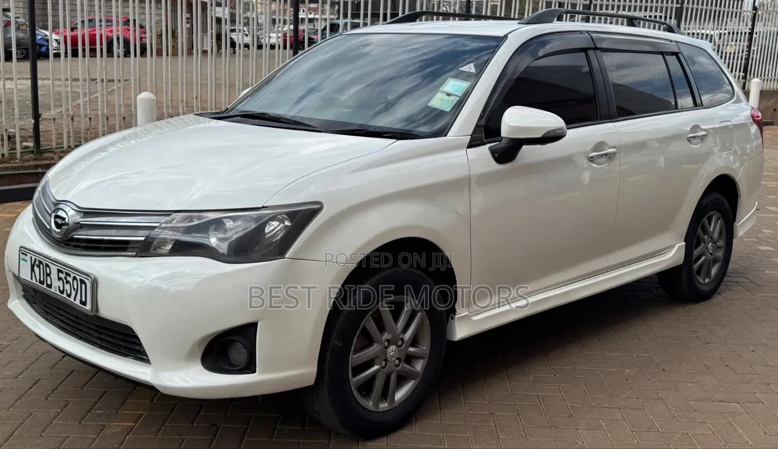 Toyota Corolla Fielder 1.5 Petrol FWD 2014 White