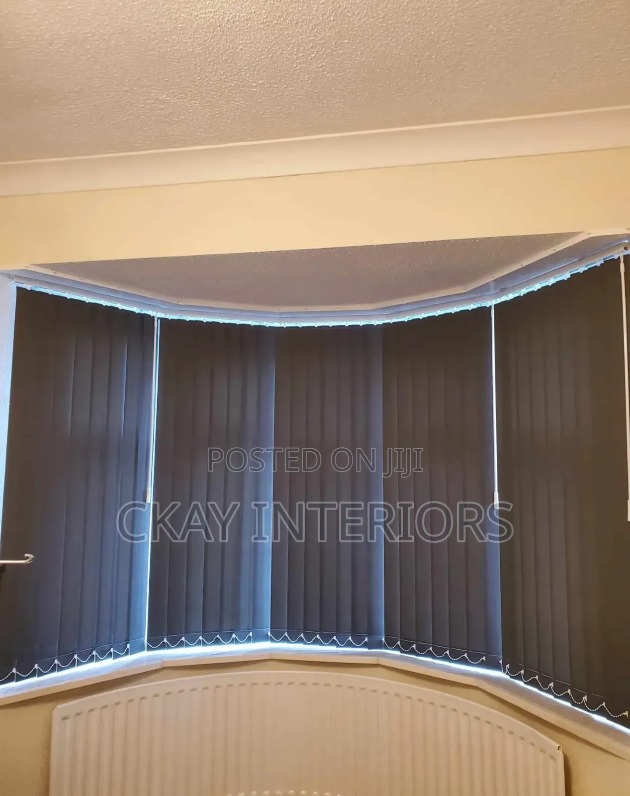 Neat Window Lines, Beautiful Spaces,and Polished Finish Vertical Blind