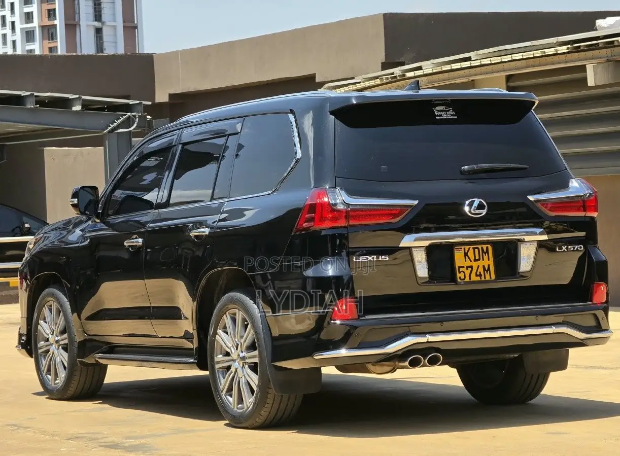 Lexus LX 2016 Black