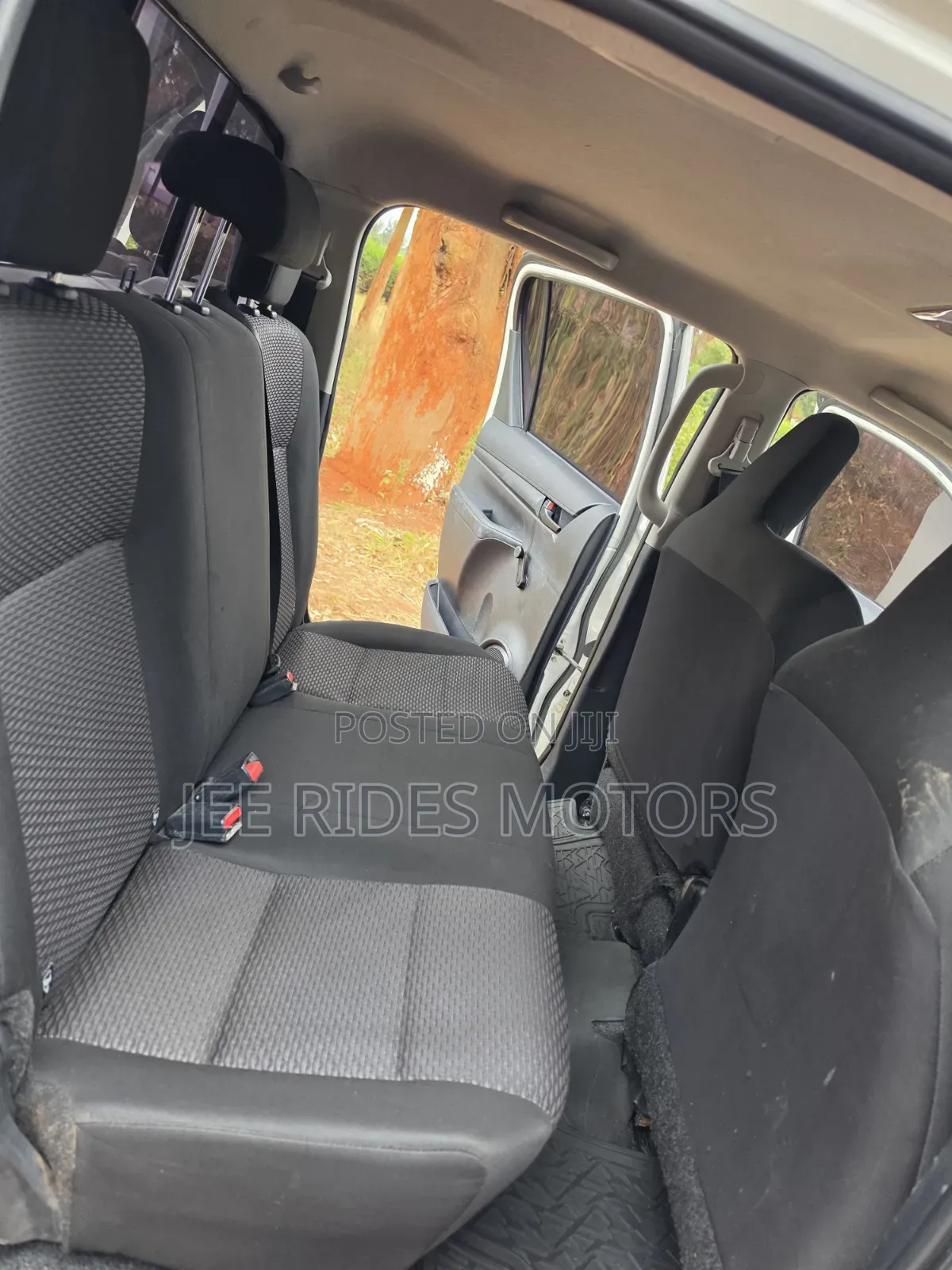 Toyota Hilux 2020 Ivory