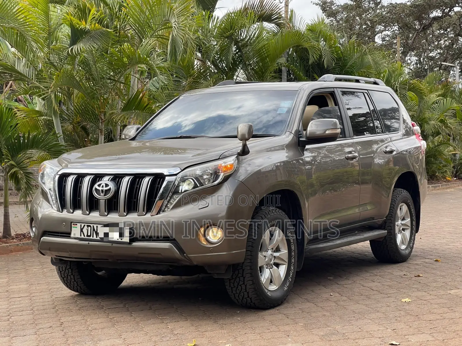 Toyota Land Cruiser Prado 2016 Brown