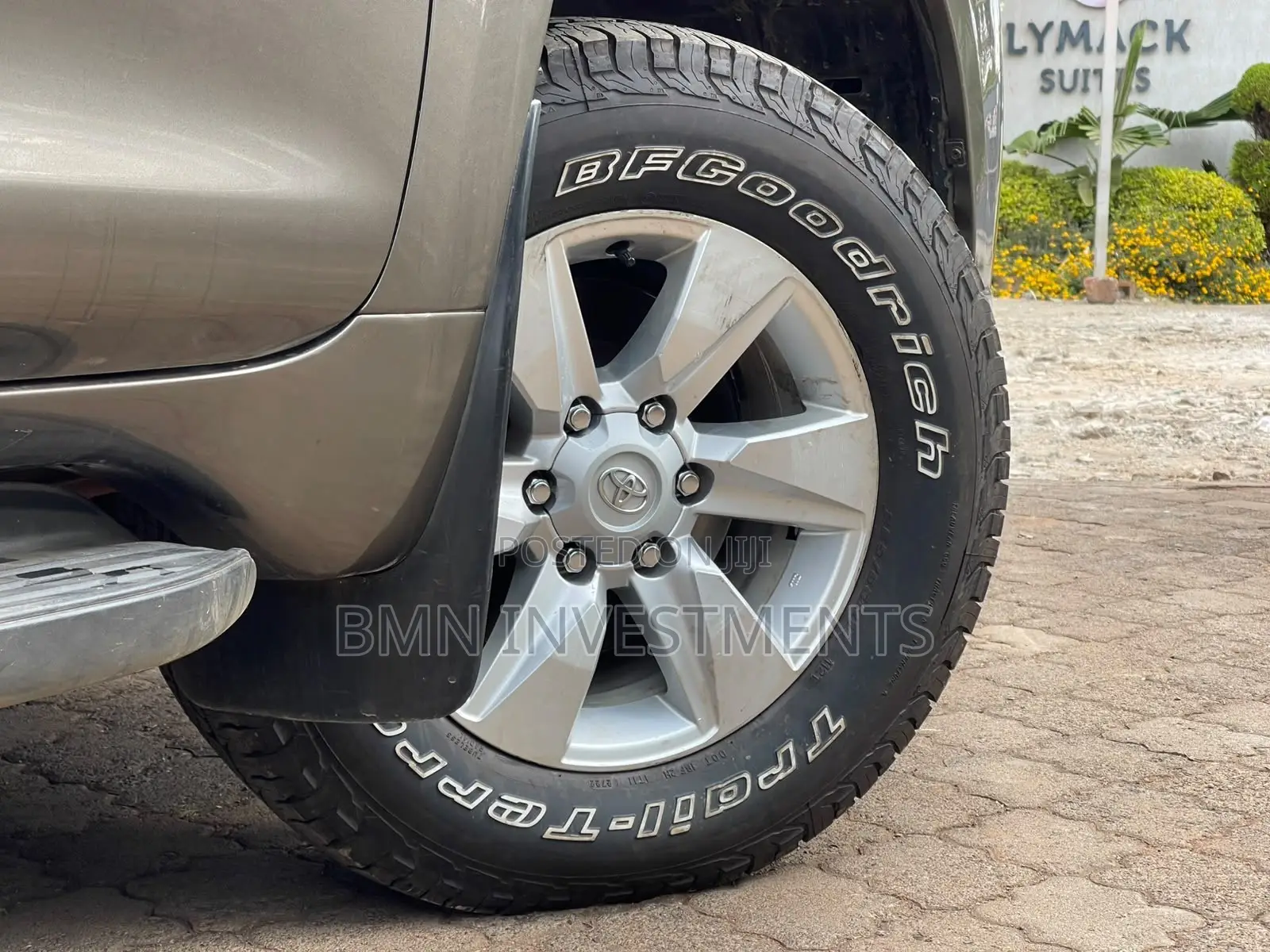 Toyota Land Cruiser Prado 2016 Brown