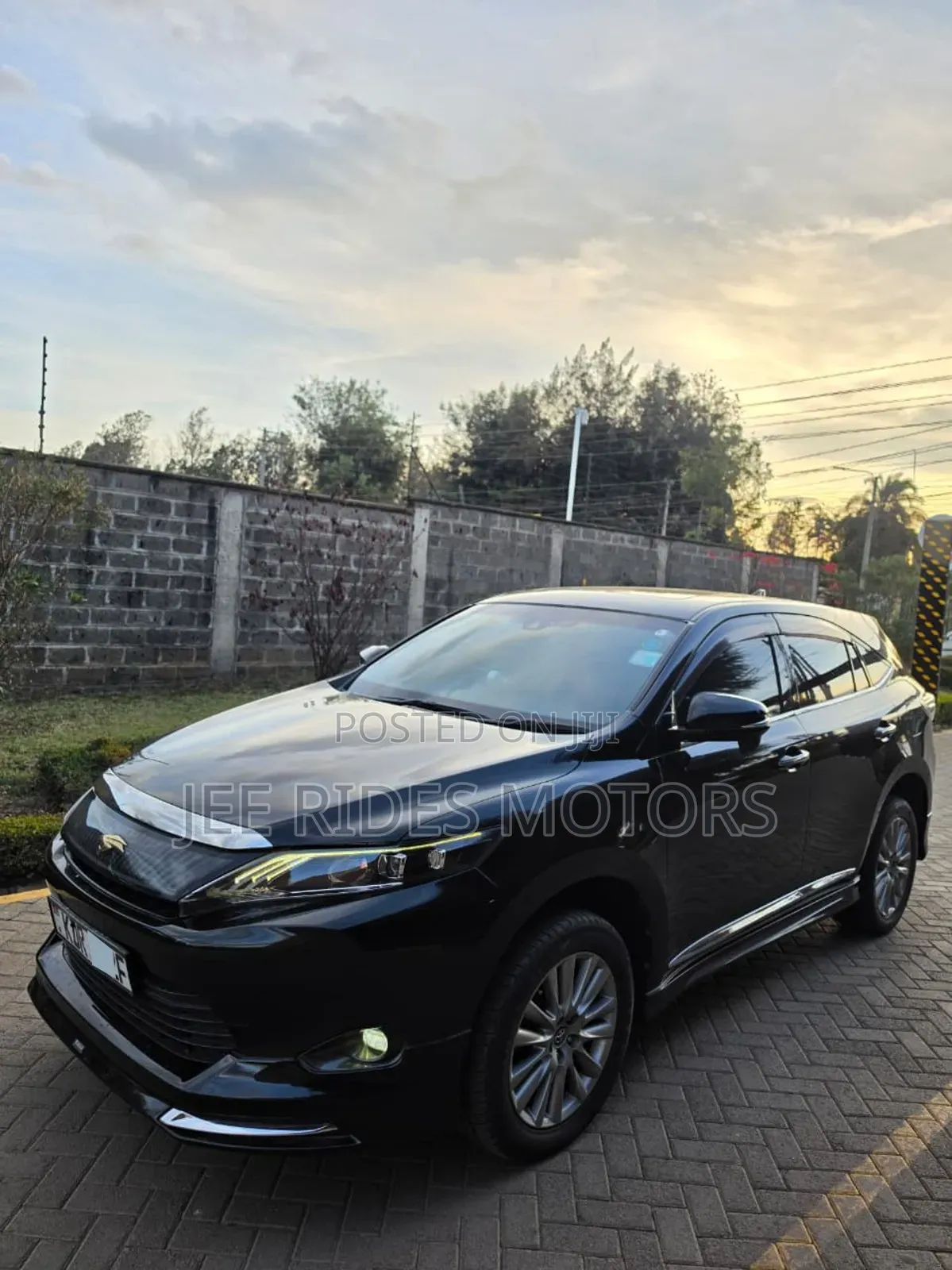 Toyota Harrier 2017 Burgundy