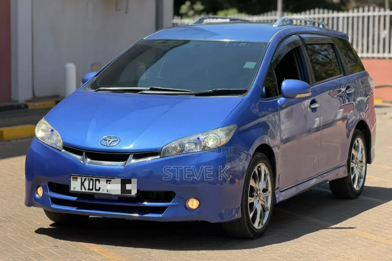Toyota Wish 2014 Blue