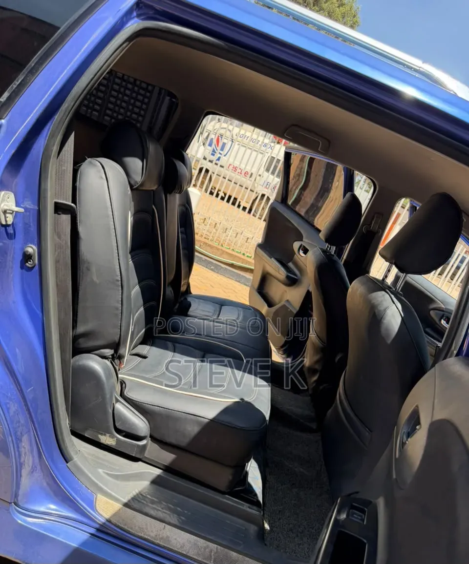 Toyota Wish 2014 Blue