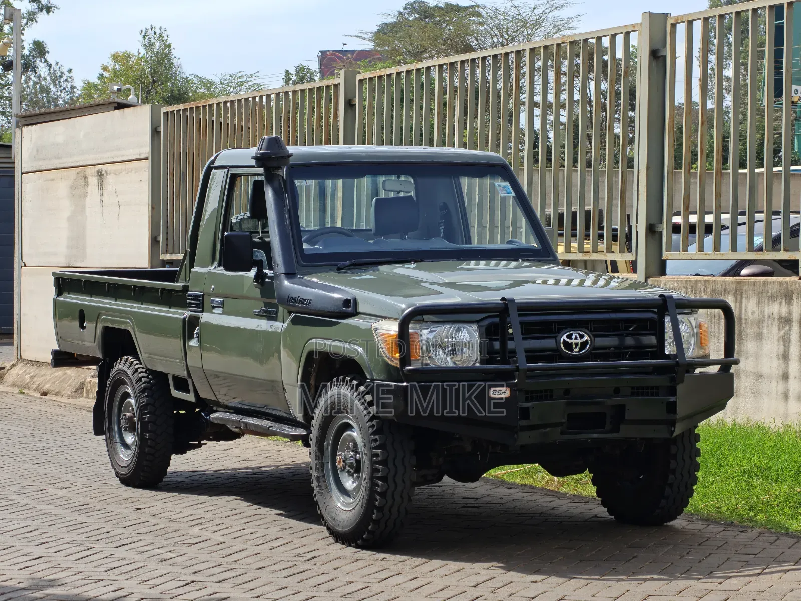 Toyota Land Cruiser 2018 Green