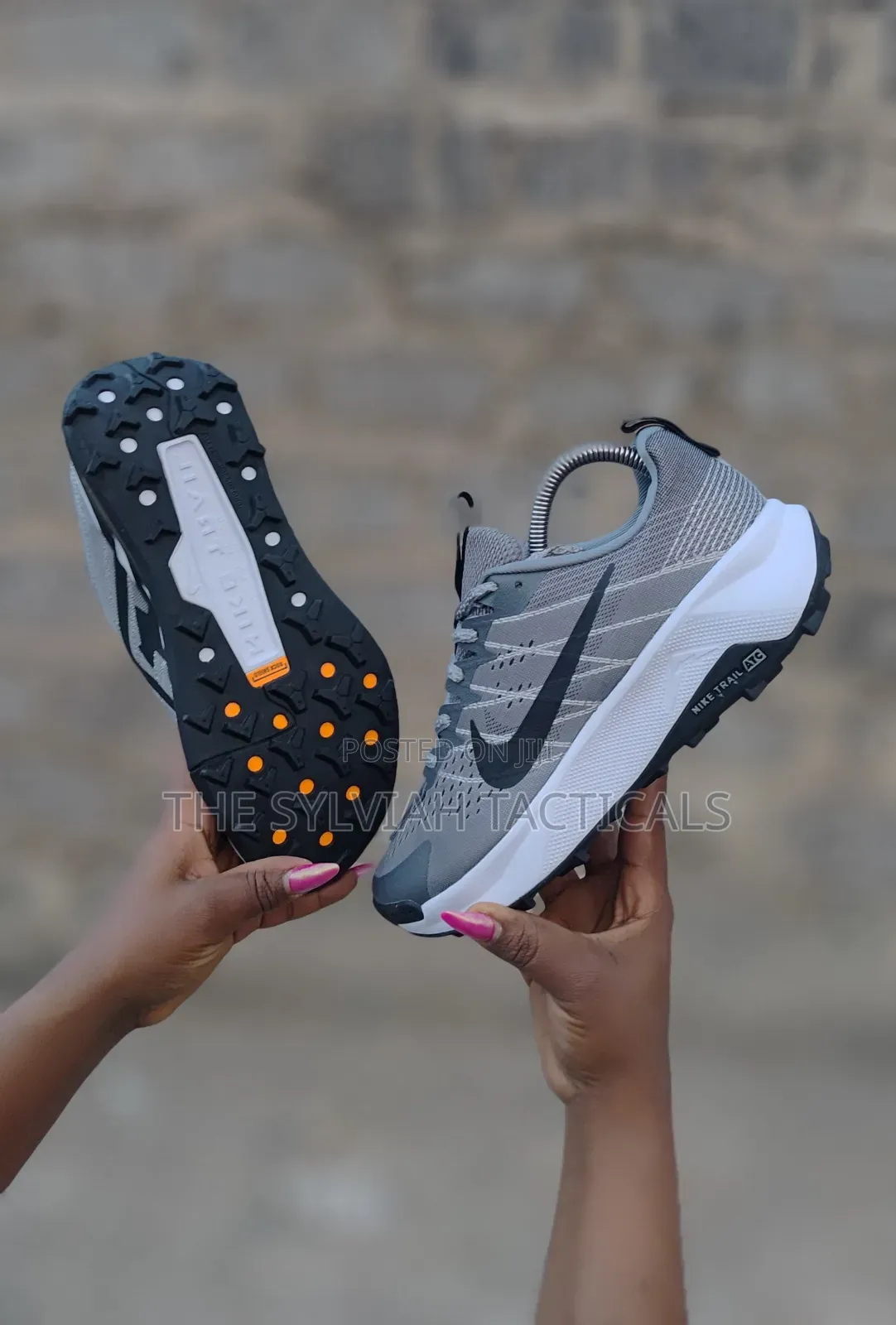  Quality Unisex Nike Trail
Sneakers