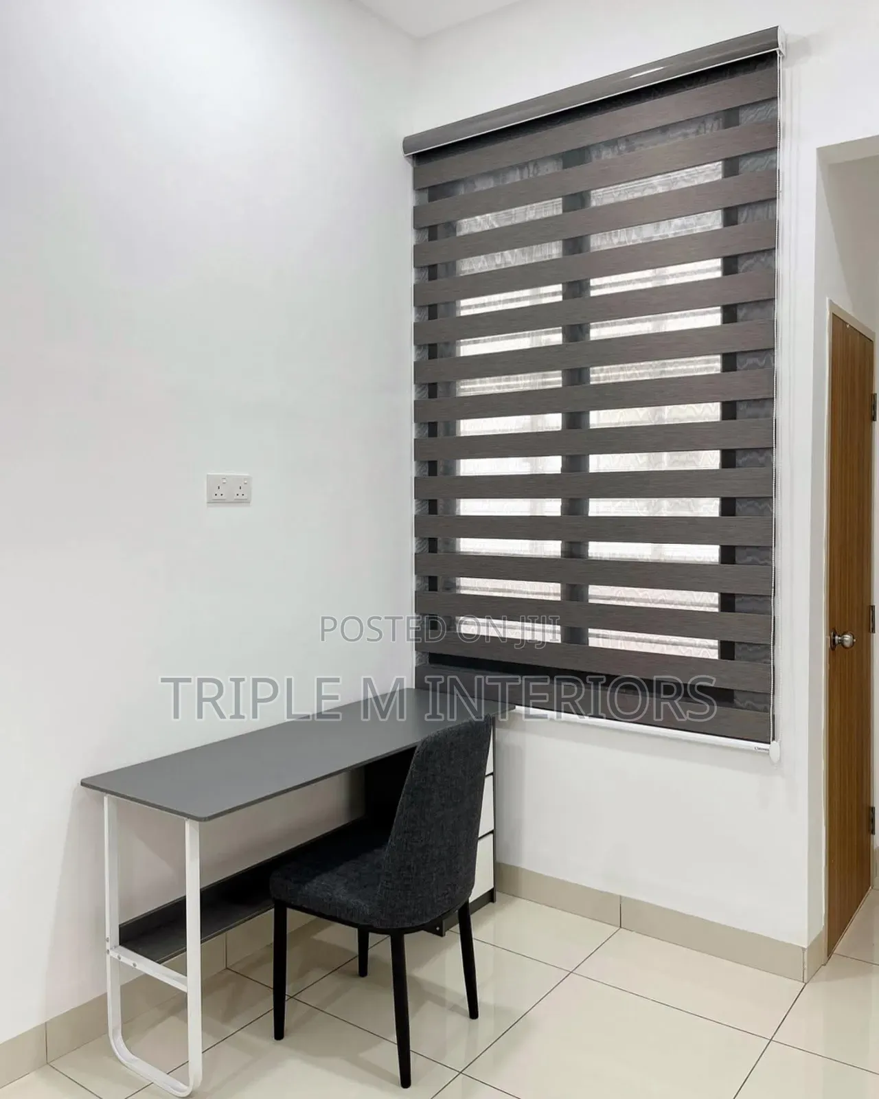 Smart Privacy Horizontal Blinds for Office Windows