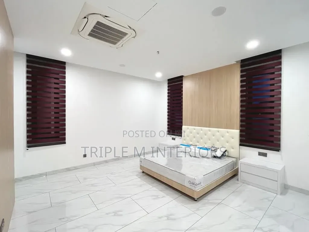 Professional Executive Master Bedroom Horizontal Window Blinds