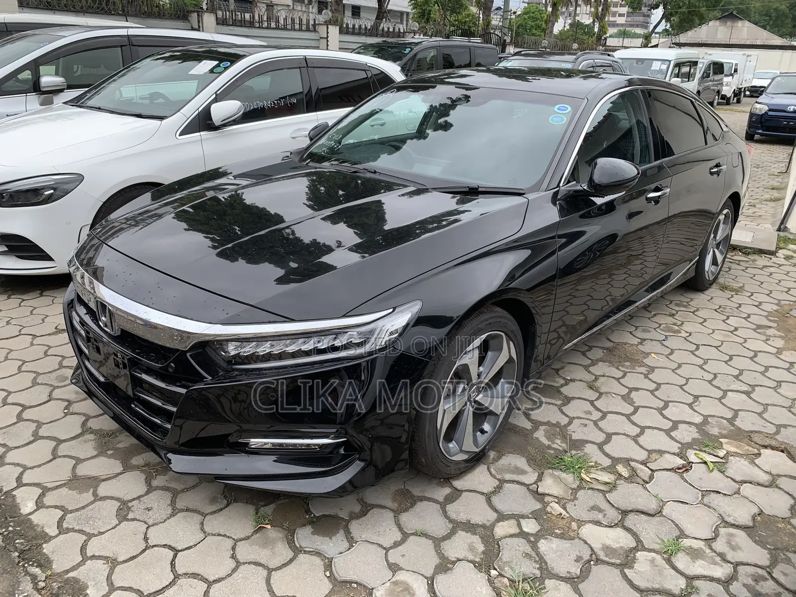 Honda Accord Hybrid 2020 Matt Black