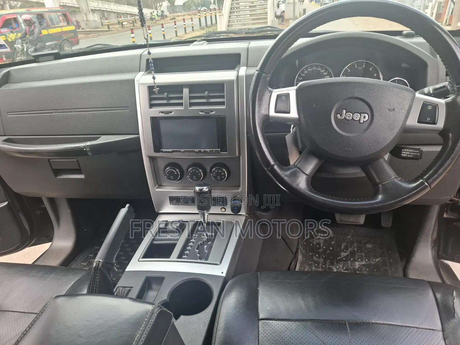 Jeep Cherokee 2010 Black