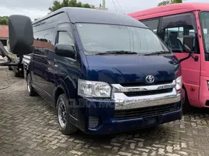 Toyota HiAce 2020 Blue