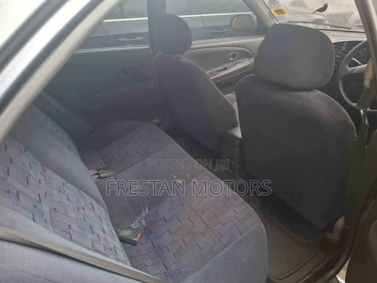 Mitsubishi Lancer 1997 Gray
