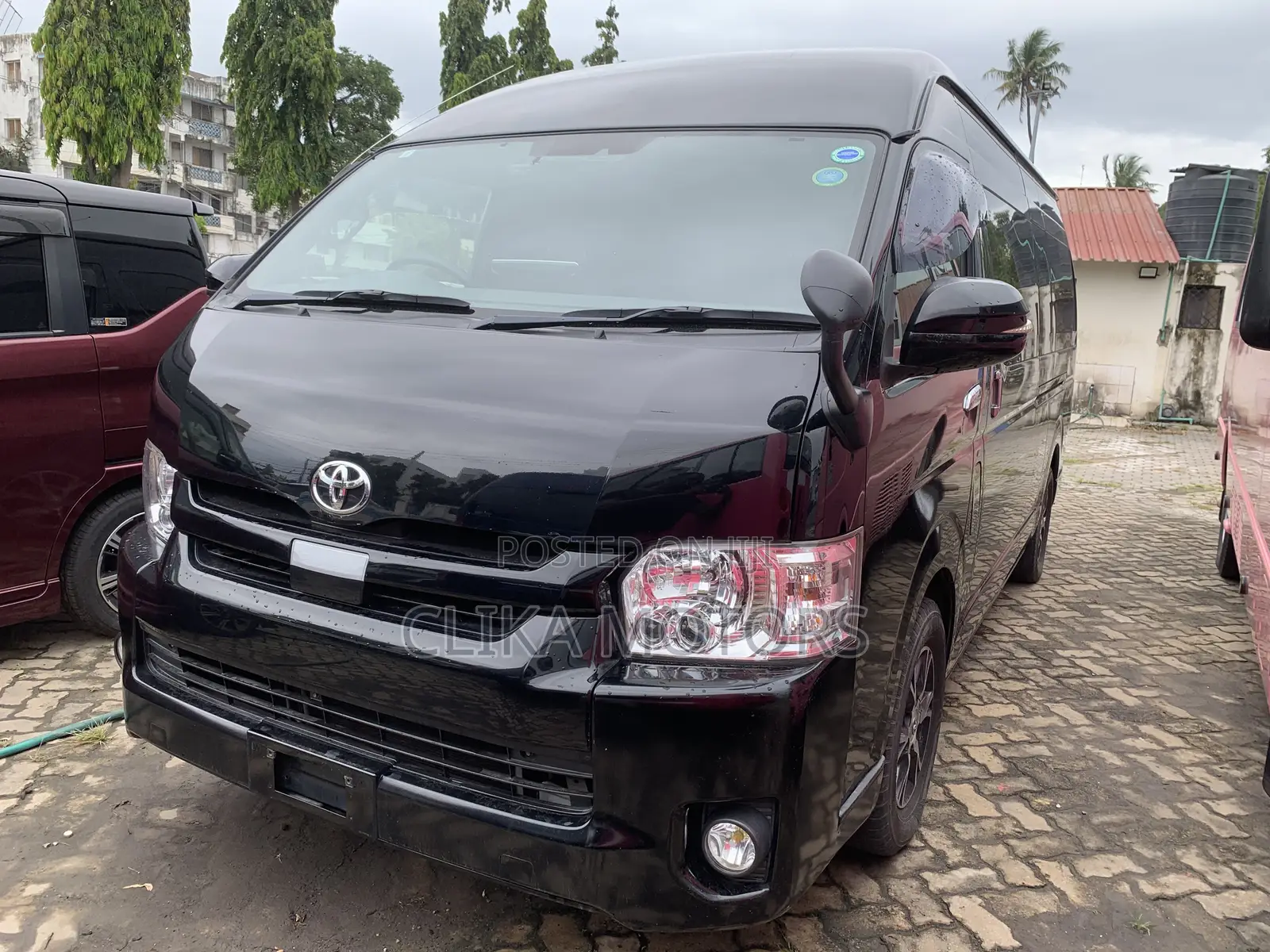 Toyota HiAce 2020 Black