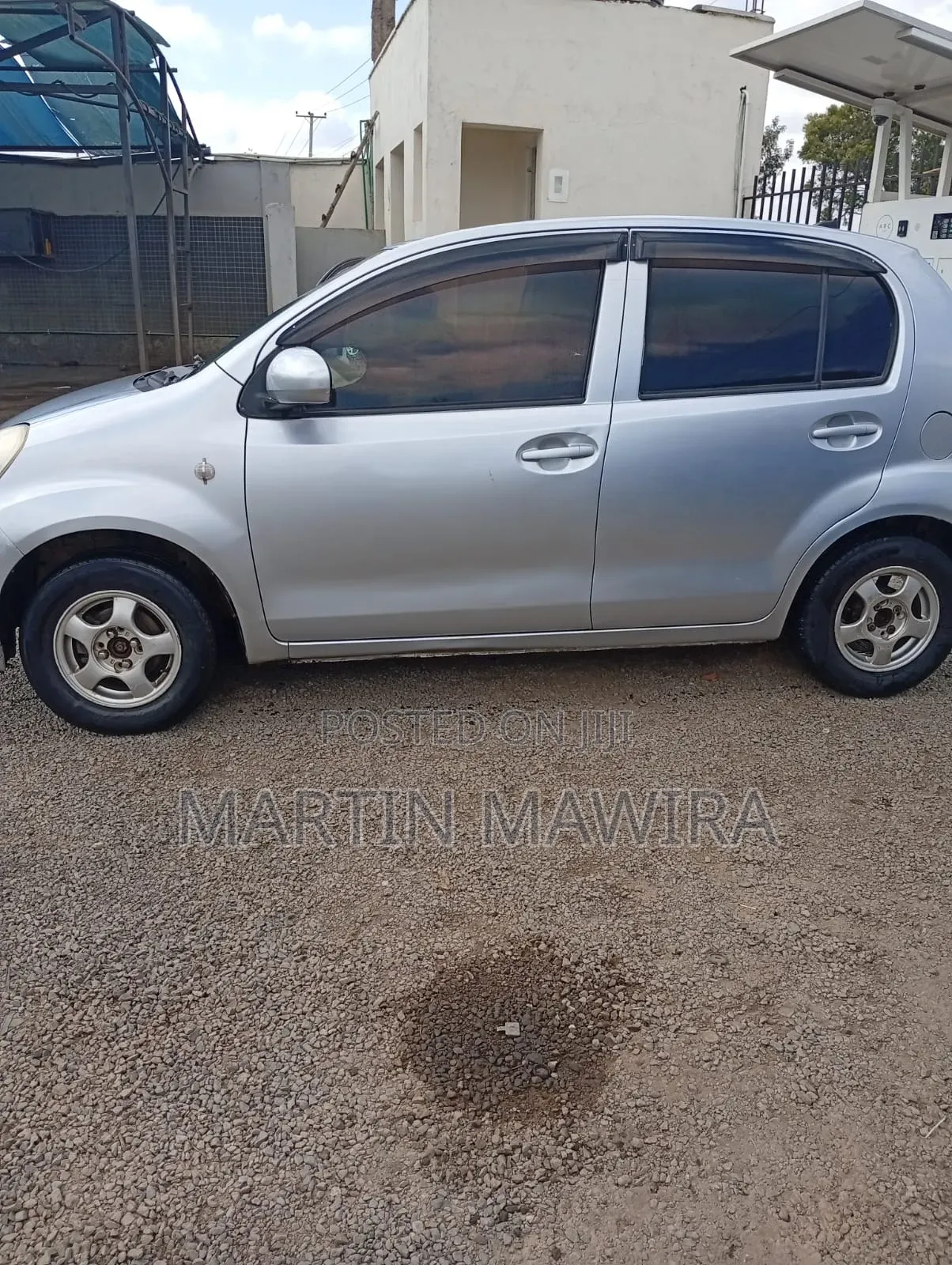 Toyota Passo 2012 Silver